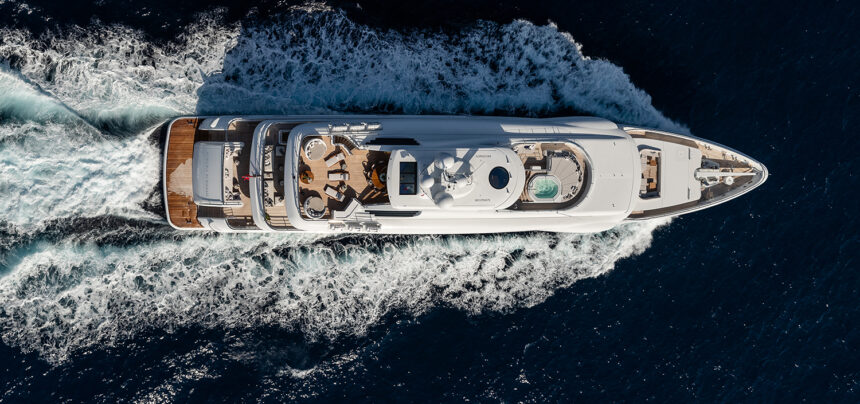 112-Ft Leopard Yacht